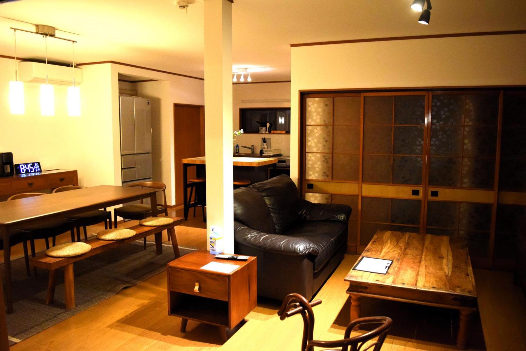 Atagoya Villa Takayama  Buitenkant foto